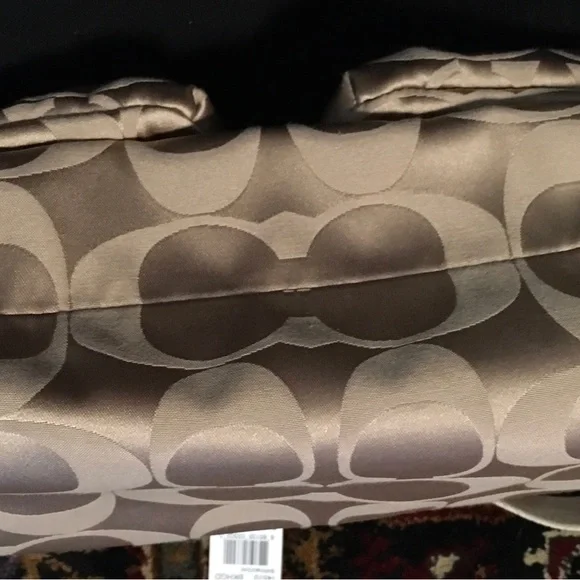 Coach Poppy Handbag - Picture 2 of 15